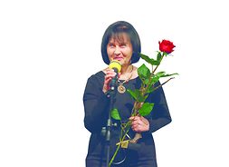 Ewa Gęga-Osowska z Radomia z czerwoną różą