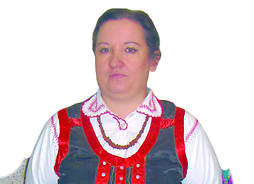 Justyna Kaczorek w stroju ludowym