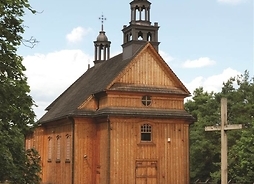 Drewniany budynek kościoła