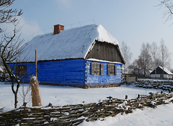 Muzeum Wsi Mazowieckiej w Sierpcu, zima, leży śnieg