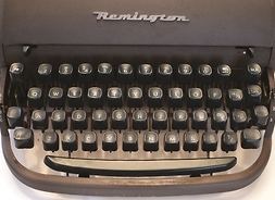 Maszyna do pisania firmy Remington