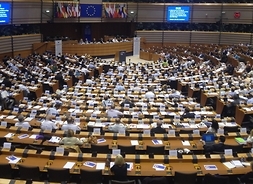 Obrady plenarne Komitetu Regionów w Parlamencie Europejskim