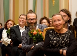 Na widowni siedzą nominowani do nagrody w kategorii „teatr”: Irena Jun, Maciej Łubieński i laureat Maciej Wojtyszko