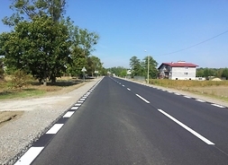 na trasie Podoblin-Maciejowice nowa nawierzchnia po realizacji projektu PROW