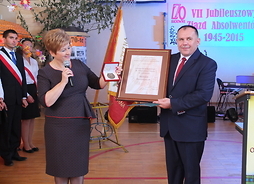 Medal Pamiątkowy Pro Masovia dla Liceum Ogólnokształcącego w Sadownem