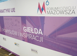 Baner reklamujący VI Forum Rozwoju Mazowsza