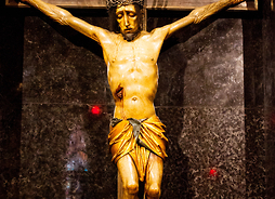 Figura Chrystusa Ukrzyżowanego - arcydzieło sztuki gotyckiej