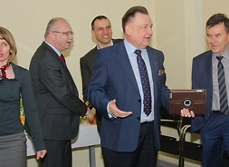 W instytucie w Świerku byli m.nin.marszałek Adam Struzik i dyrektor Krzysztof Mączewski