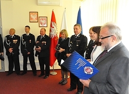 Strażacy miesiąca lutego i marca - wręczenie dyplomów