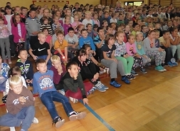 Uczniowie szkoły w Iłży