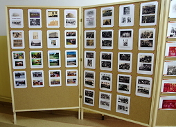 Wystawa zdjęć prezentujących najważniejsze wydarzenia w dziejach szkoły
