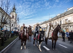 Leopold Suski, Andrzej Musiał i Mirosław Kieszkowski na koniach jako Trzej Królowie