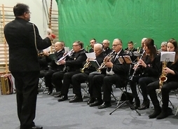 Orkiestra dęta podczas występu