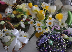 wiosenne kwiaty z papieru i bibuły