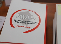 Okładka omowy w ramach MIAS