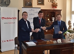 Umowę nas budowę tumnelu podpisano 25 kwietnia w Sulejówku