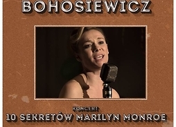 Plakat zapraszający na koncert ze zdjęciem aktorki śpiewającej przy mikrofonie