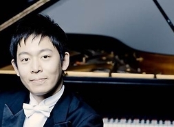 Japoński pianista Takashi Yamamoto