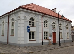 Zdjęcie przedstawia sziedzibę Muzeum Żydów Mazowieckich w Płocku